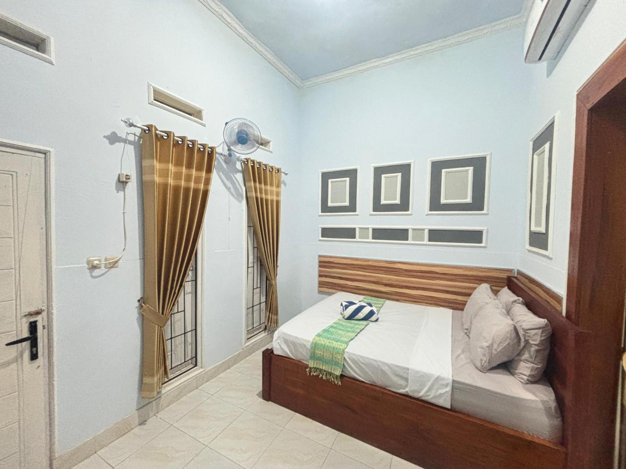 Banera Gili Homestay Джили Трауанган Екстериор снимка